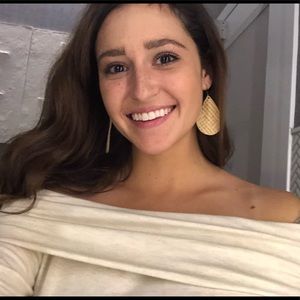 Meet your Posher, Kelsey